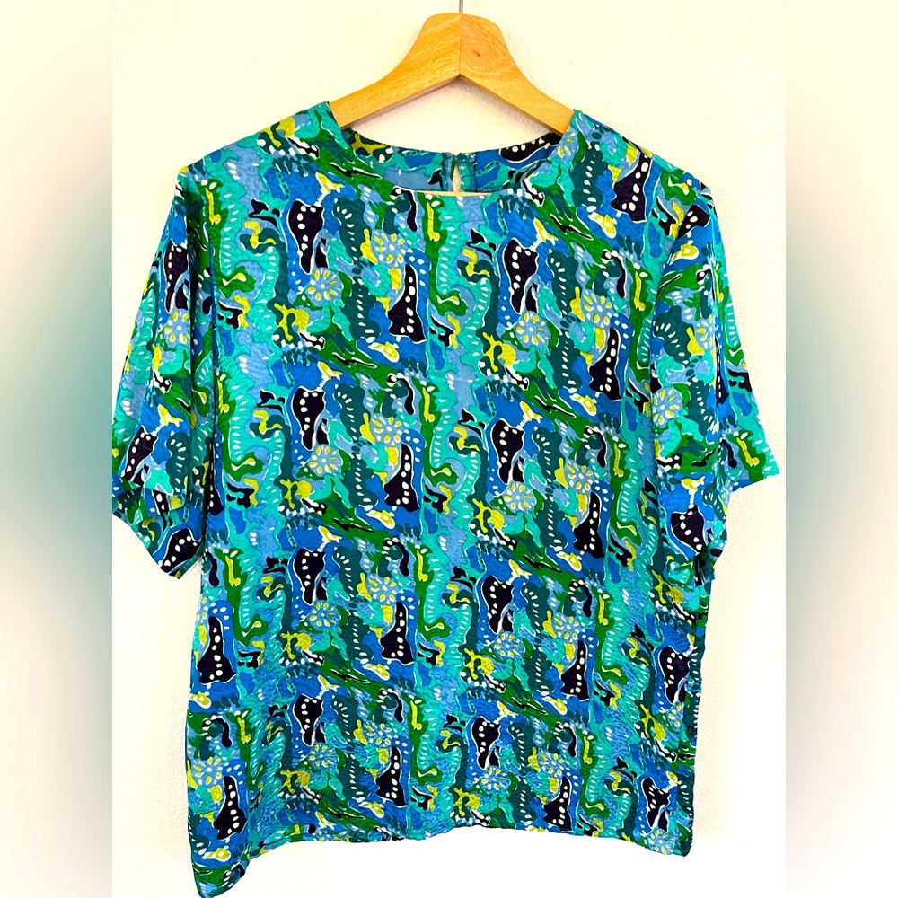 Collection Vintage 100% silk blouse colorful short sleeved size M women’s blue